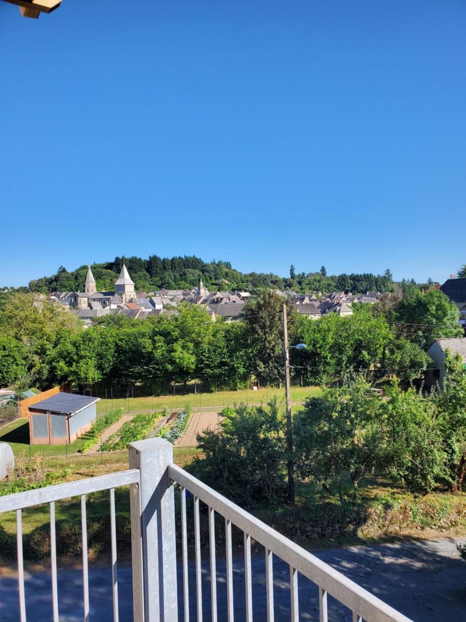 Aux Cieux Apartman Bénévent-lʼAbbaye Kültér fotó